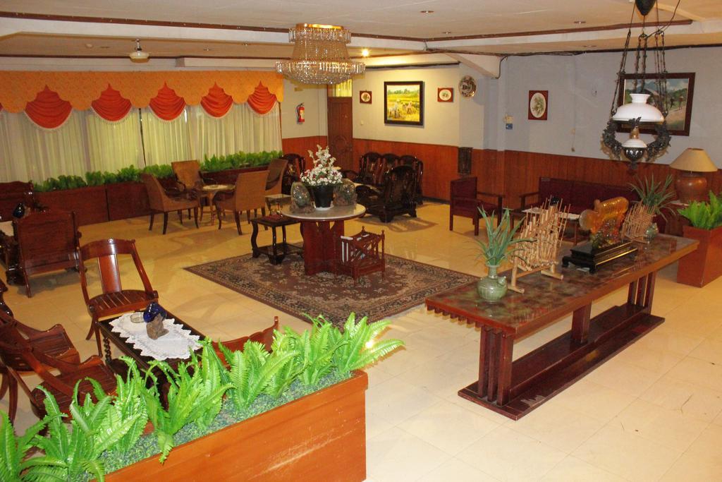 Benua 2* Bandung