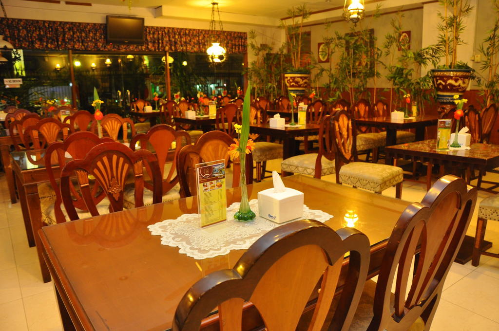 Benua 2* Bandung